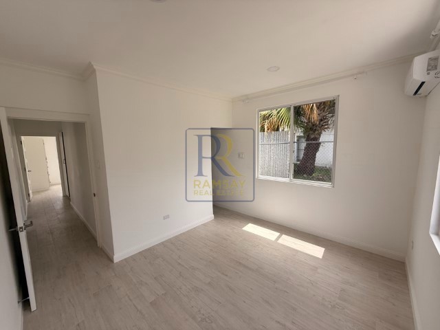 Clarkes Road #1, Derricks, St. James
