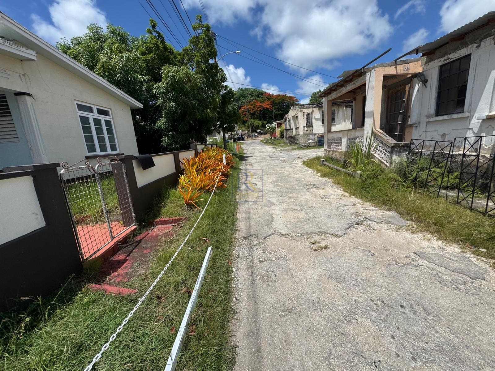 Clarkes Road #2, Derricks, St. James