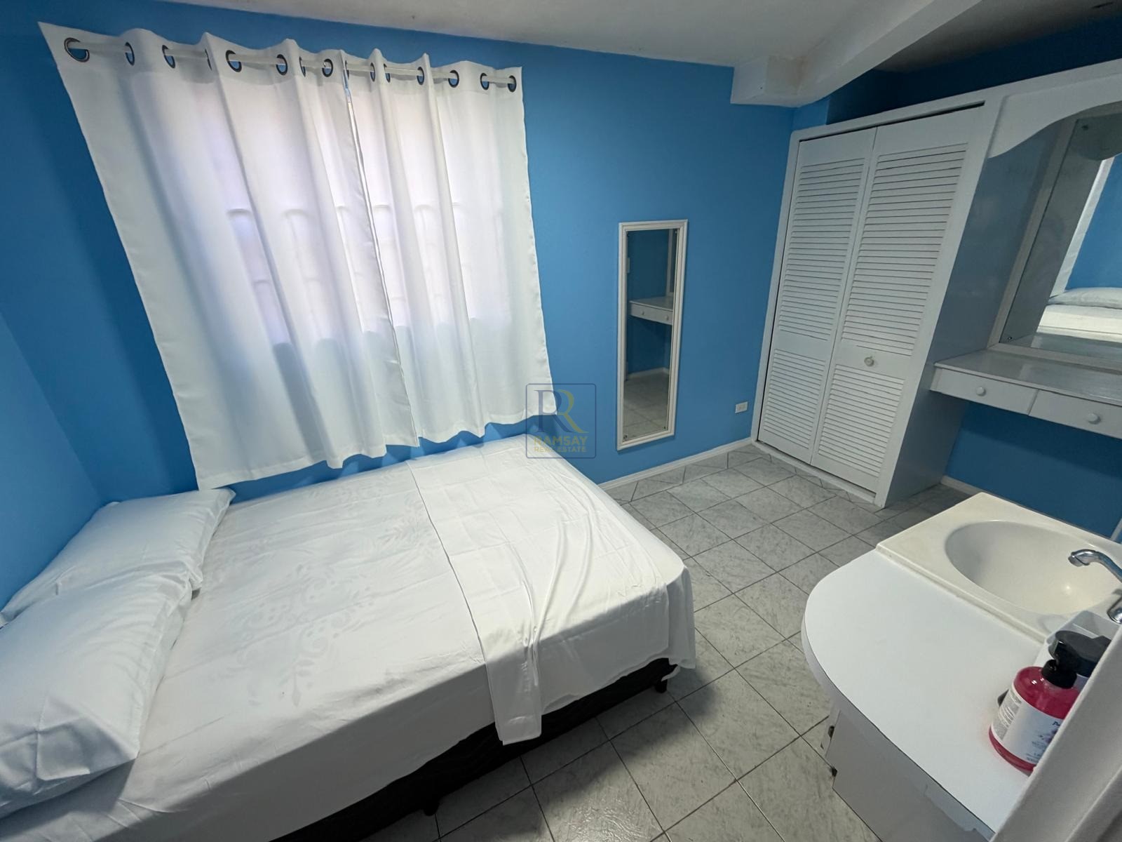 Accommodation Road, Spooners Hill, St. Michael