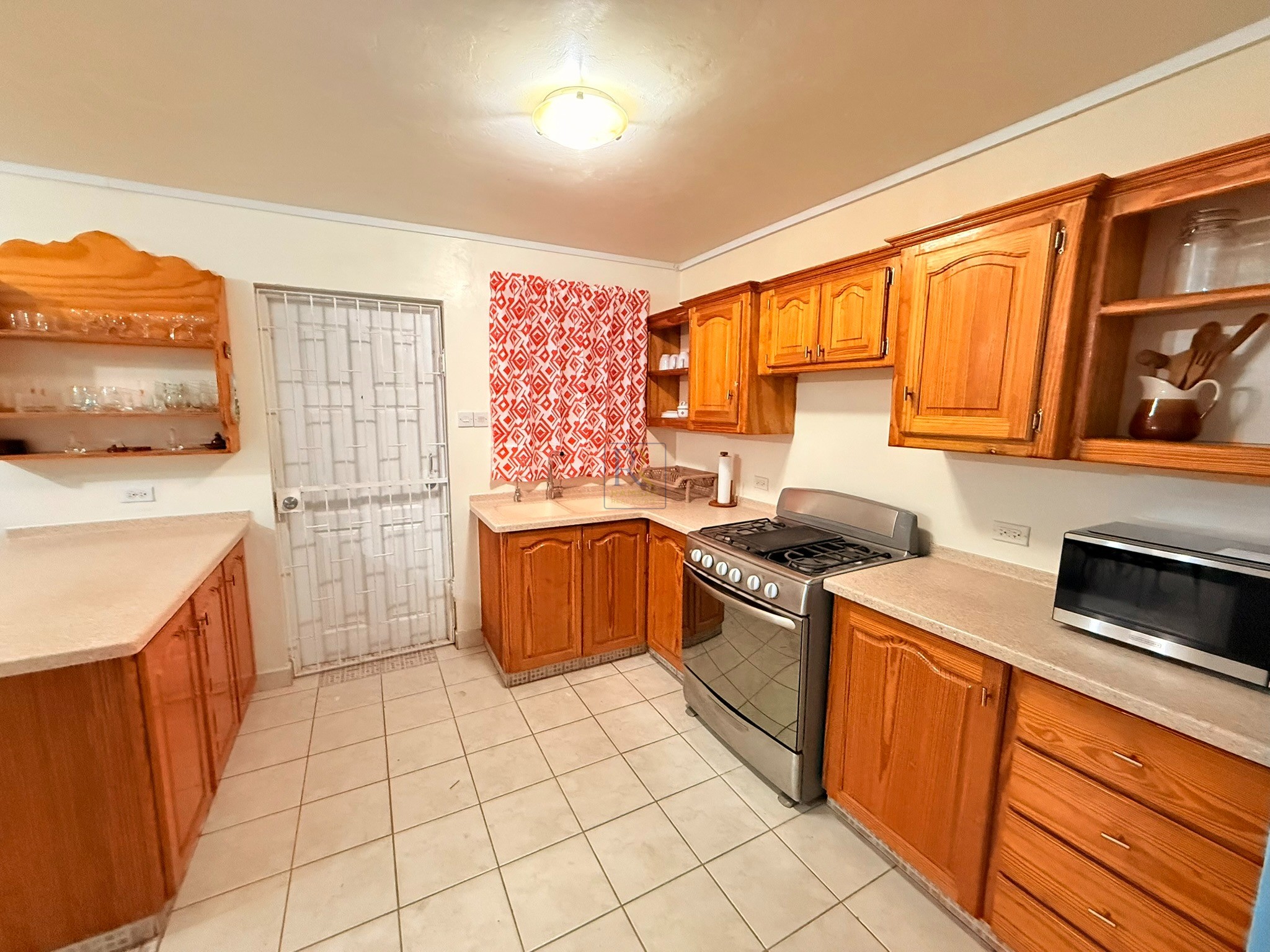 Clermont Terrace, St. Michael